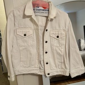 Club Monaco Baggy Cropped White Jean Jacket